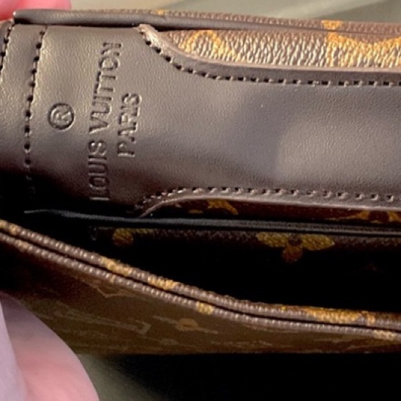 Large Book/ Computer Bag - Picture 4 of 7